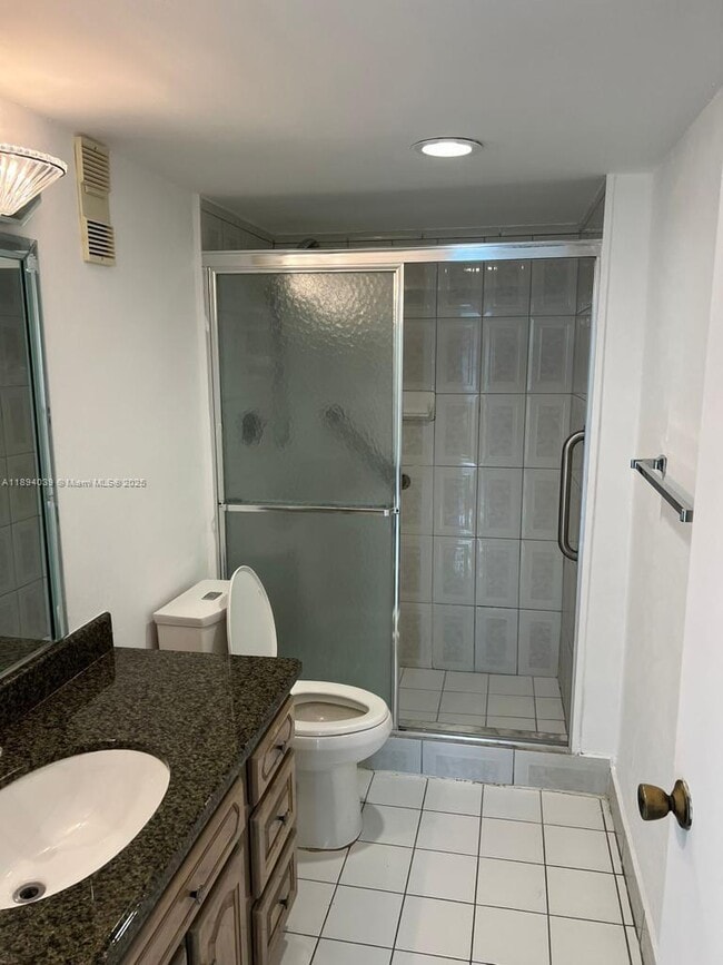 Building Photo - 1200 NE Miami Gardens Dr