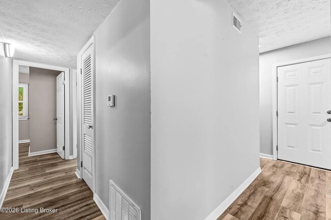 Building Photo - 1037 Kaiser Ct