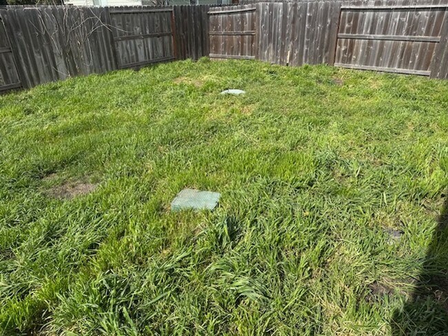 Building Photo - 3530 Britt Ave