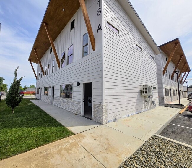 Primary Photo - Now Leasing! Brand-New 3 Bed, 2.5 Bath Tow...