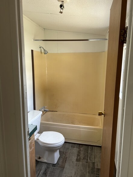 Building Photo - 71 Gibson Cir