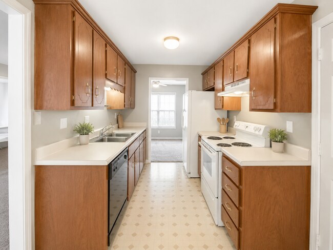 Building Photo - 635 Ashley Oaks Dr