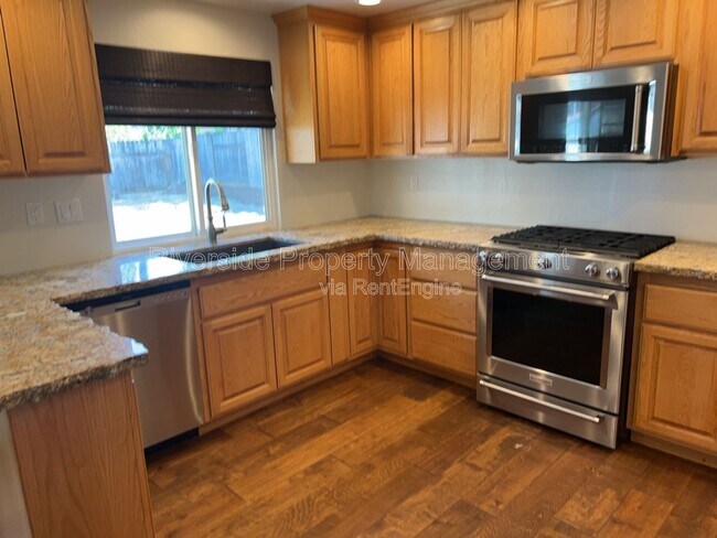 Building Photo - 2861 Carma Ct