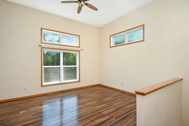 Building Photo - 7637 Century Blvd