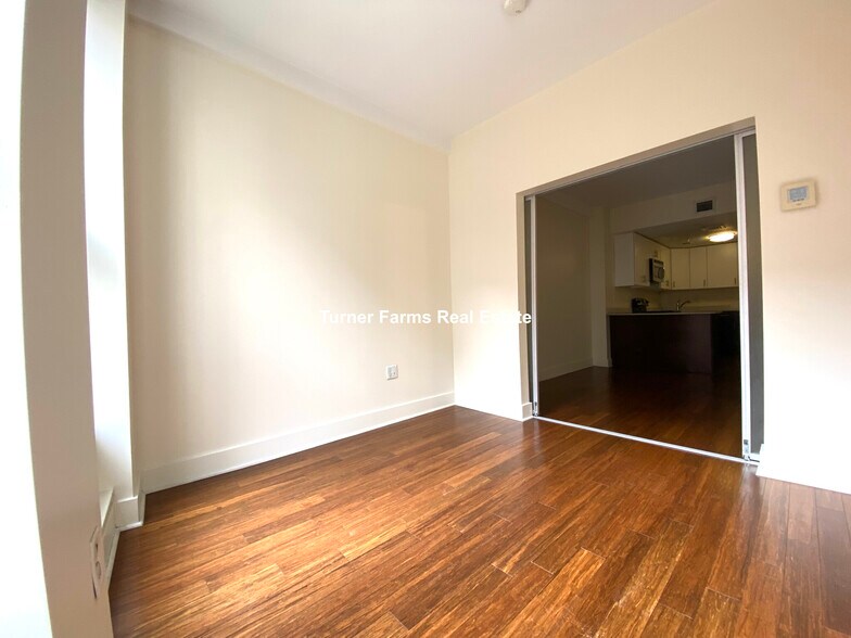 Building Photo - 10 Winter St