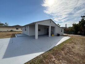 Building Photo - 1539 Magnolia Dr
