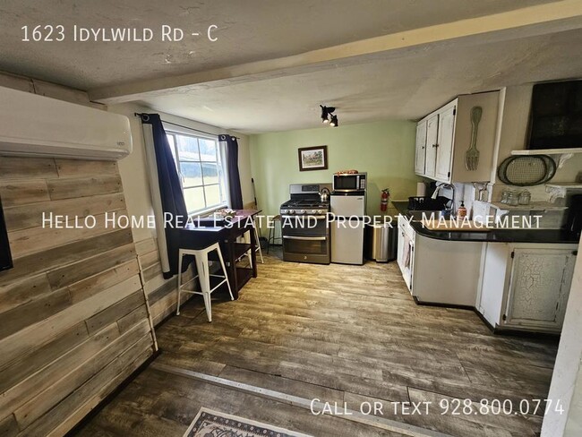 Building Photo - 1623 Idylwild Rd