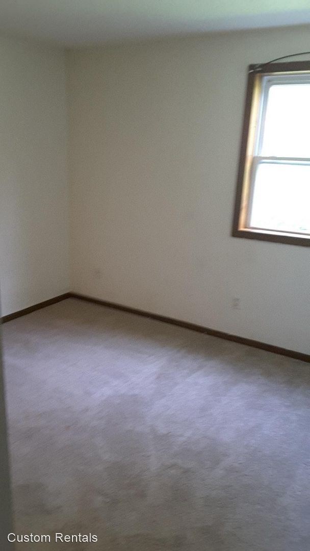 Building Photo - 2 br, 1 bath House - 2228 Davis St