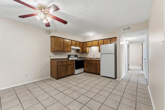 Building Photo - 410 W Franklin St