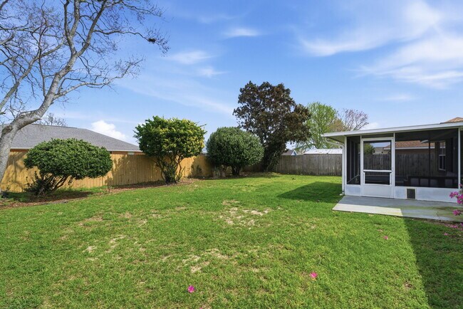 Building Photo - 1222 Bartram Ln