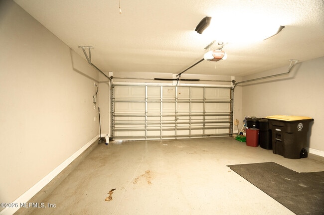 Building Photo - 10355 Shelby Creek Rd S