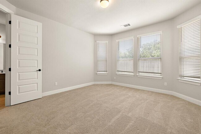Building Photo - 232 Stone Cyn Dr