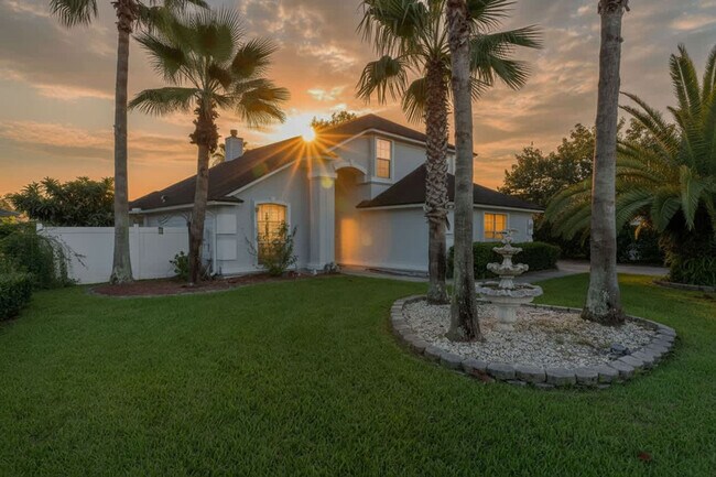 Building Photo - 1651 Hawkins Cove Dr W