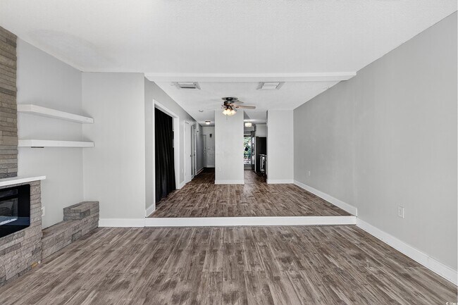 Building Photo - 1012 Possum Trot Rd