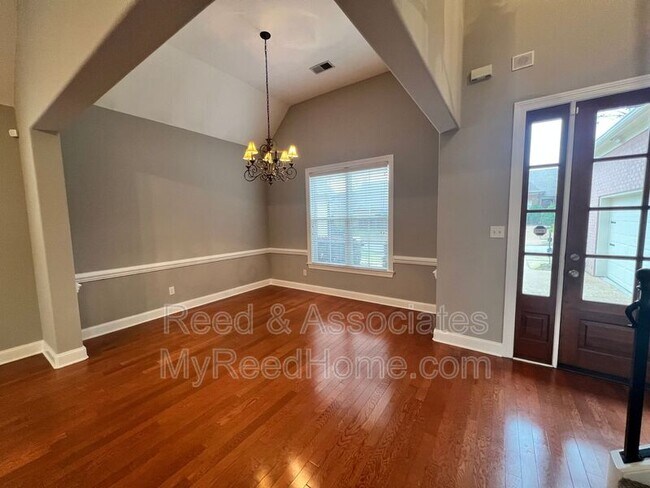 Building Photo - 137 W Porter Run Dr