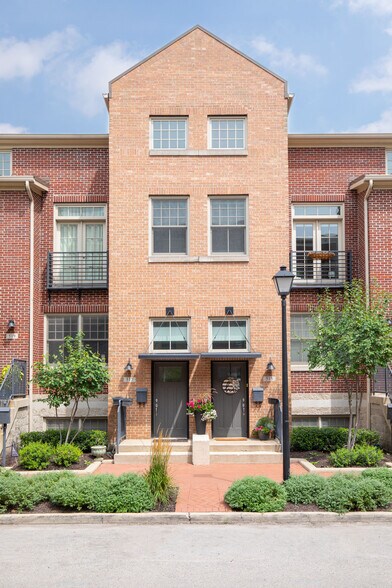 Building Photo - 517 N Park Ave