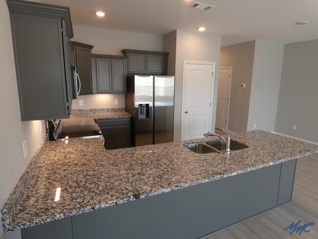 Building Photo - 5707 Dockside Dr