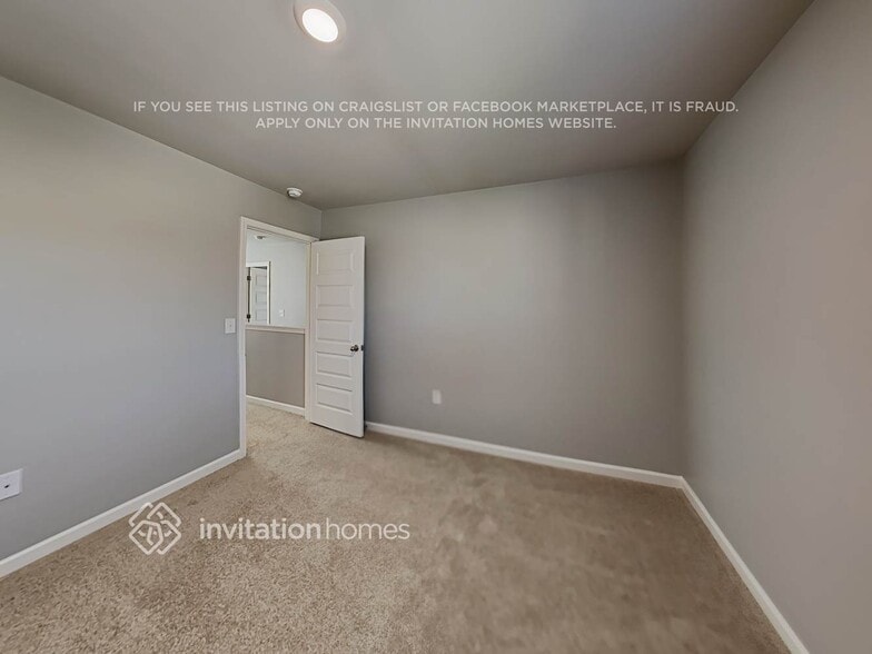 Building Photo - 2701 Trebek Ct