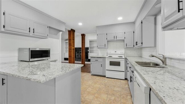 Building Photo - 5748 N Graham Rd