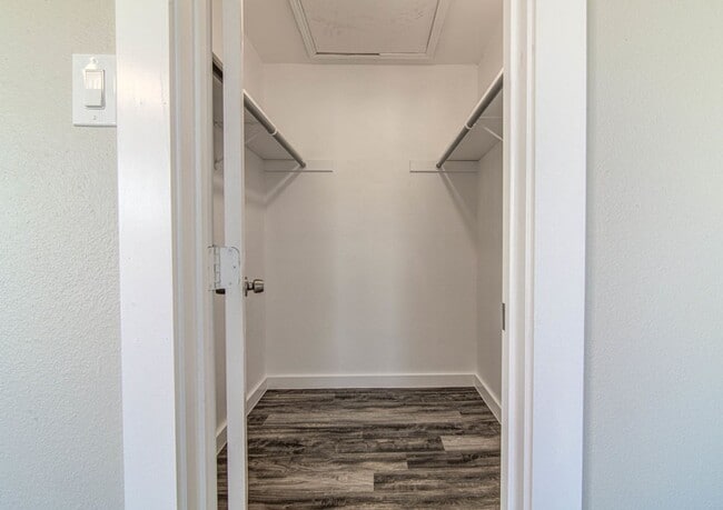 Building Photo - 1205/1207 Gregory Ln