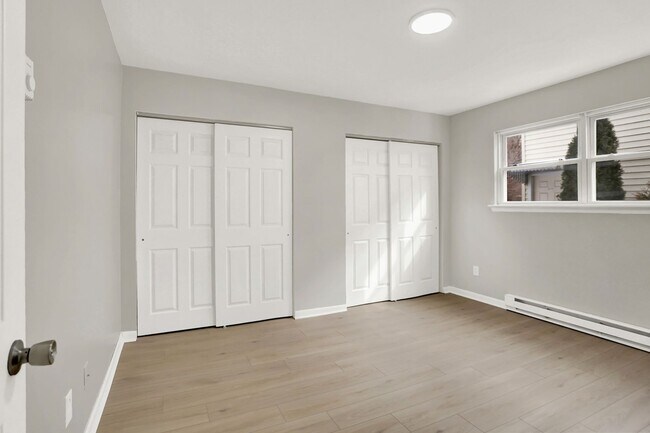 Building Photo - Austin Street Homes - Comfort & Convenience Combined – 2BR Townhomes Now Leasing