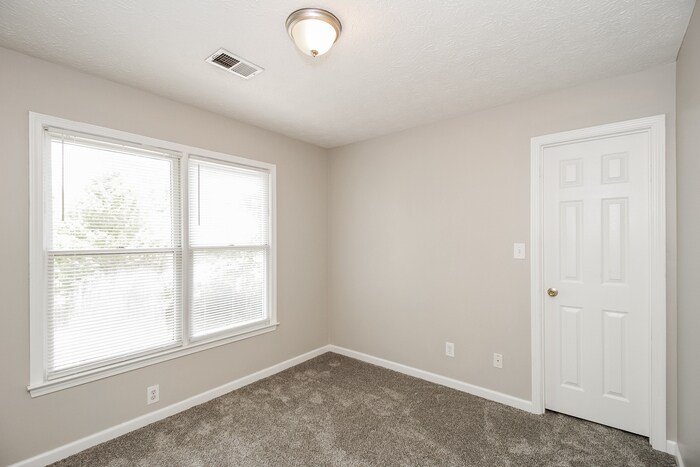 Building Photo - 2261 Sunbrook Trail