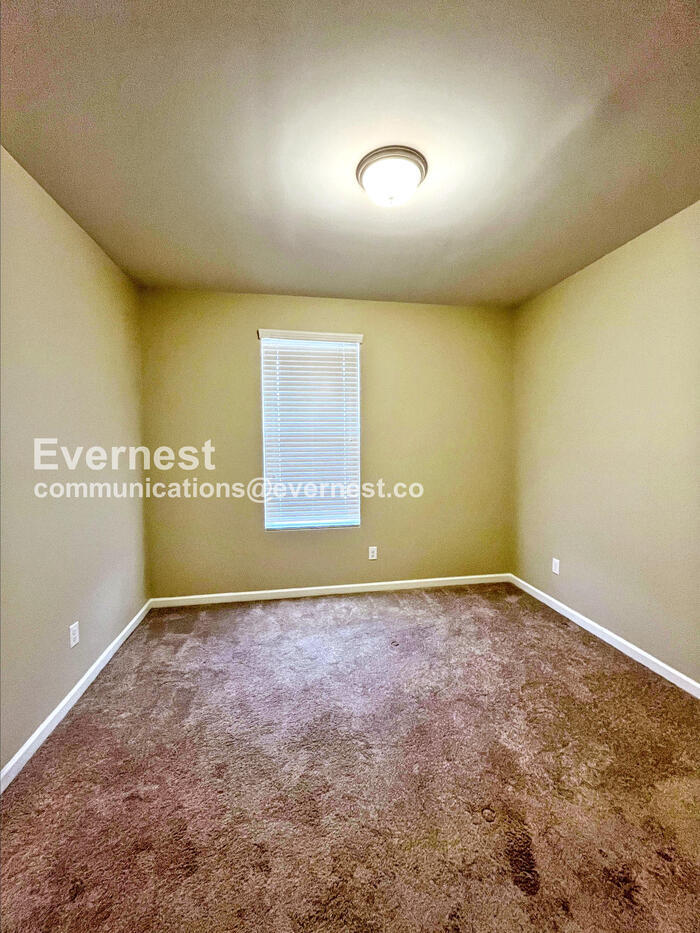 Building Photo - 3724 Hoggett Ford Rd