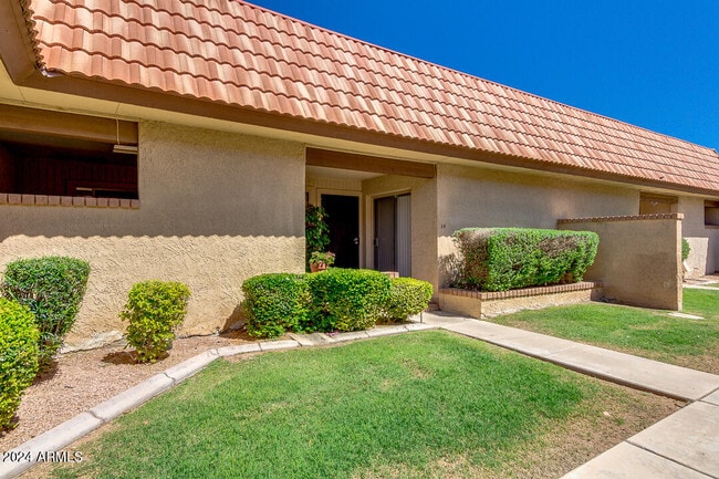 Building Photo - 195 N Cottonwood St