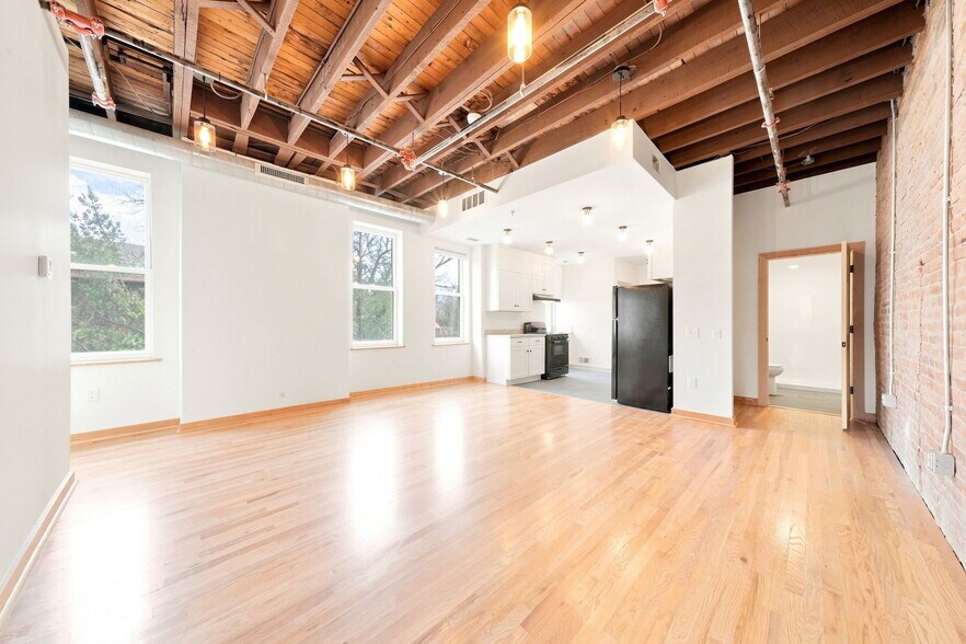 Building Photo - 4501 Liberty Ave
