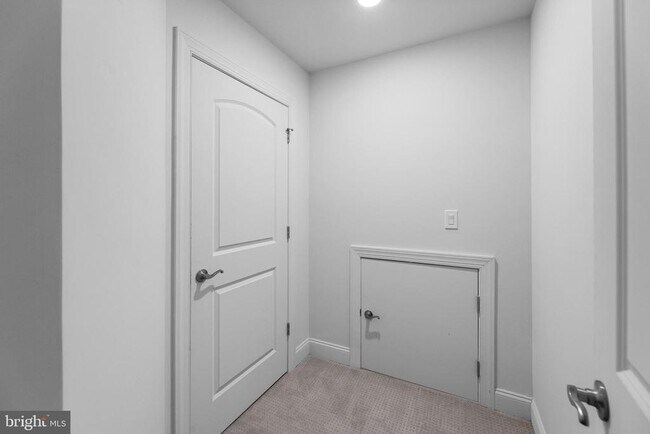Building Photo - 105 Samjan Cir