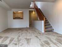 Building Photo - 1205 Locust St