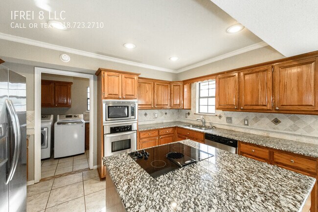 Building Photo - 7746 E 87th St