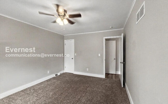 Building Photo - 6121 N Baltimore Ave