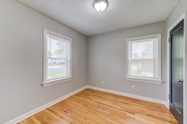 Building Photo - 3632 San Jose - Coming soon