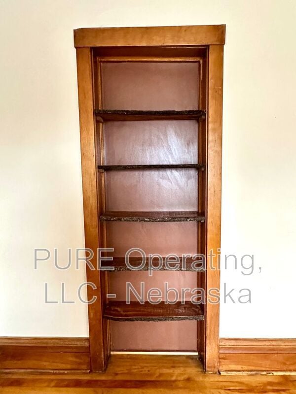 Building Photo - 4821 Underwood Ave