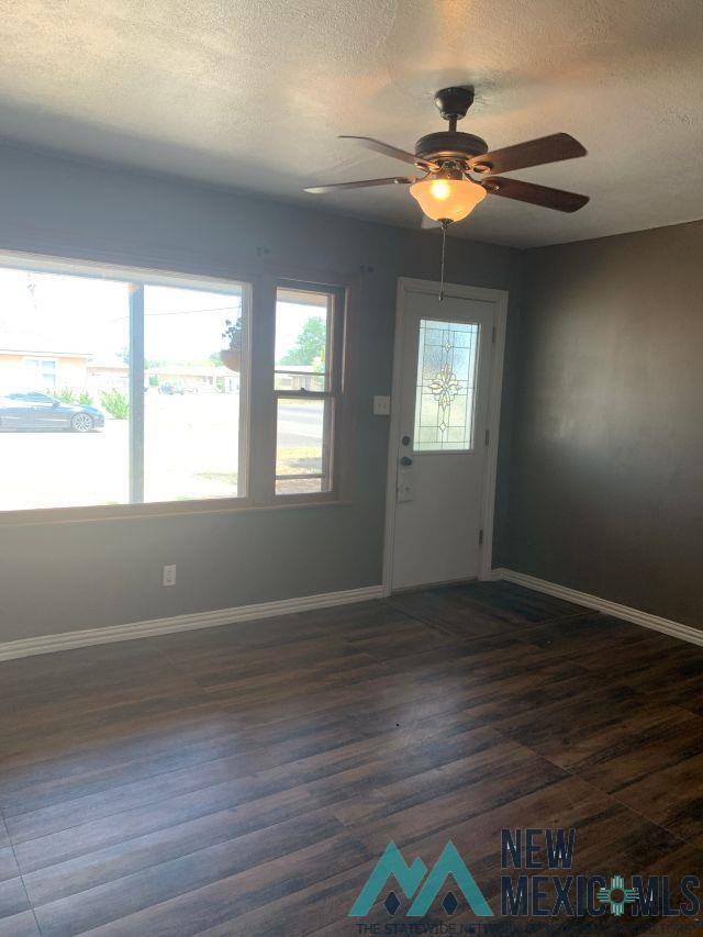 Building Photo - 142 S Indio Ave