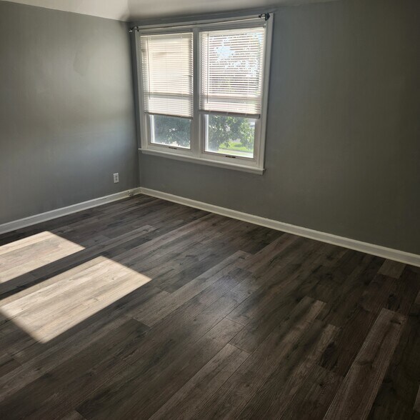 Building Photo - 2065 Colvin Blvd