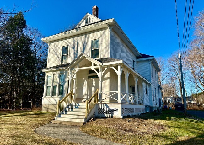 Building Photo - 95 W Elm St