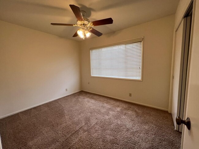 Building Photo - 1301 19th Ave