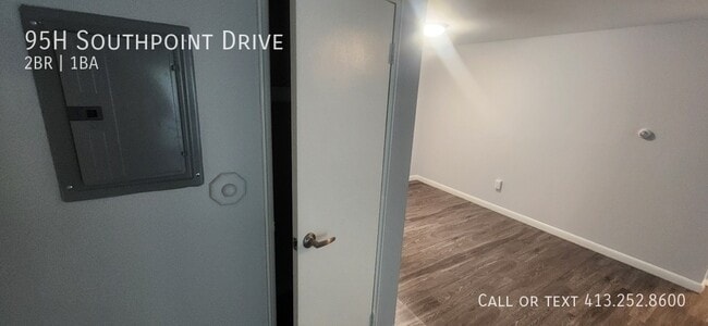 Building Photo - 95 Southpoint Dr