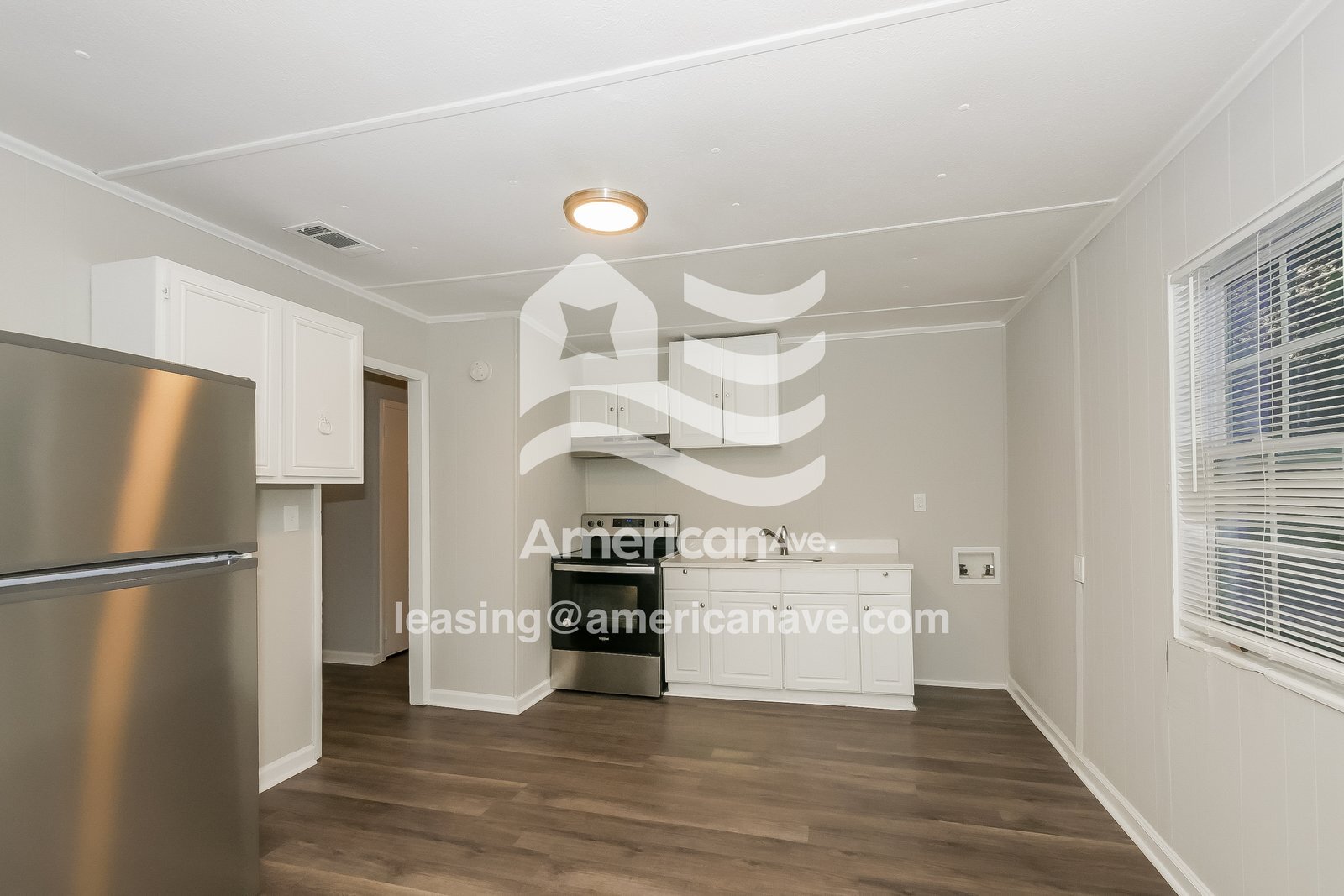 Building Photo - 129 Royal Ct