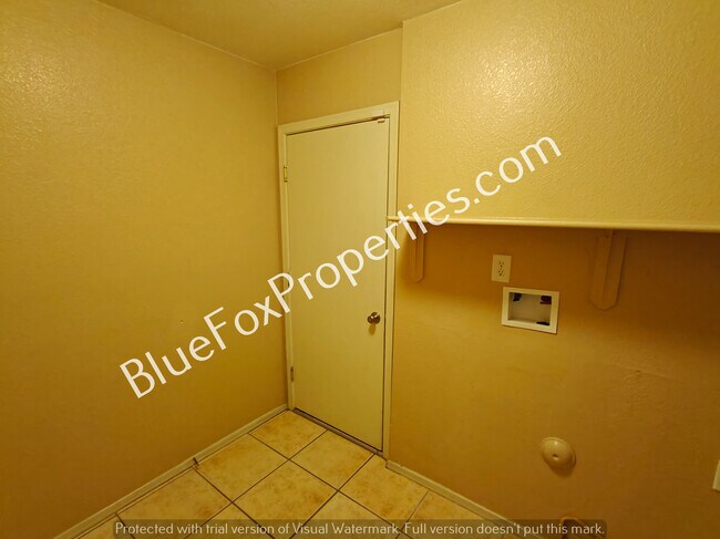 Building Photo - 6116 S Earp Wash Ln