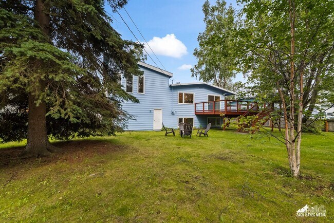 Building Photo - 4071 MacInnes Street