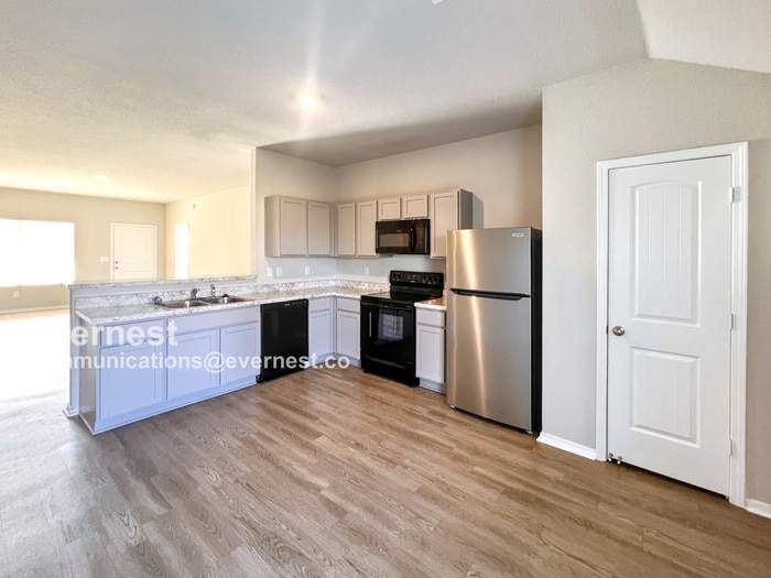 Building Photo - 4511 Olympic Dr