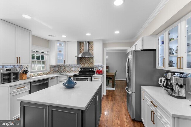 Building Photo - 7020 Venus Ct