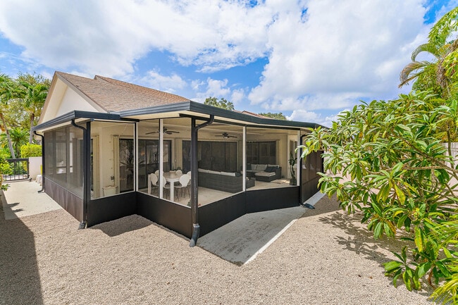 Building Photo - 125 Harbourside Cir