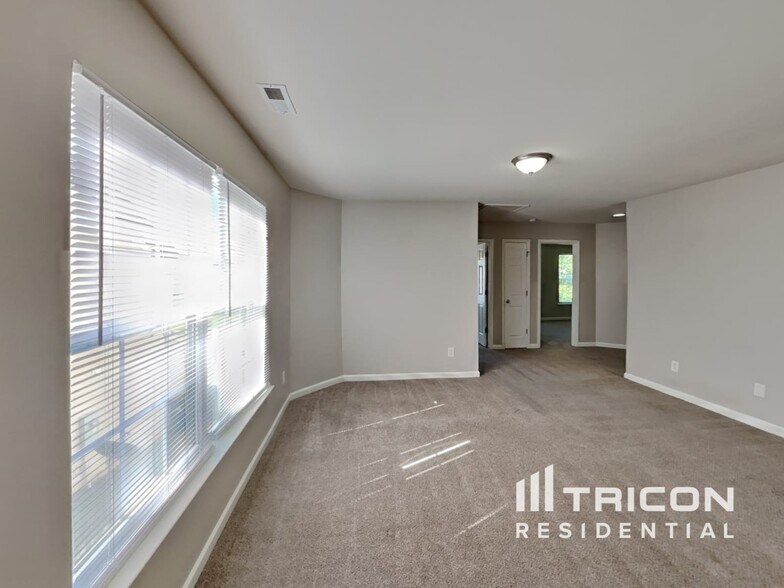 Building Photo - 1409 Cricket Ridge Dr