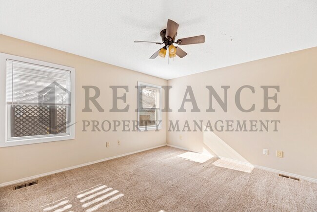 Building Photo - 1417 S Goebel Cir