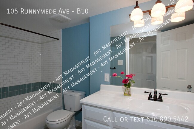 Building Photo - 105 Runnymede Ave