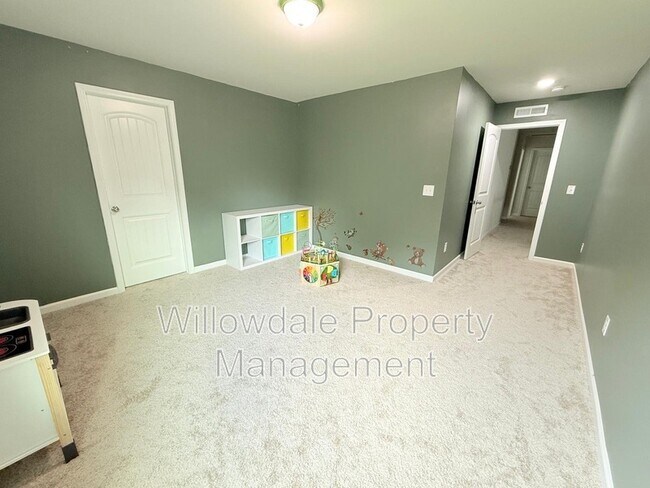 Building Photo - 1020 Garrow Dr